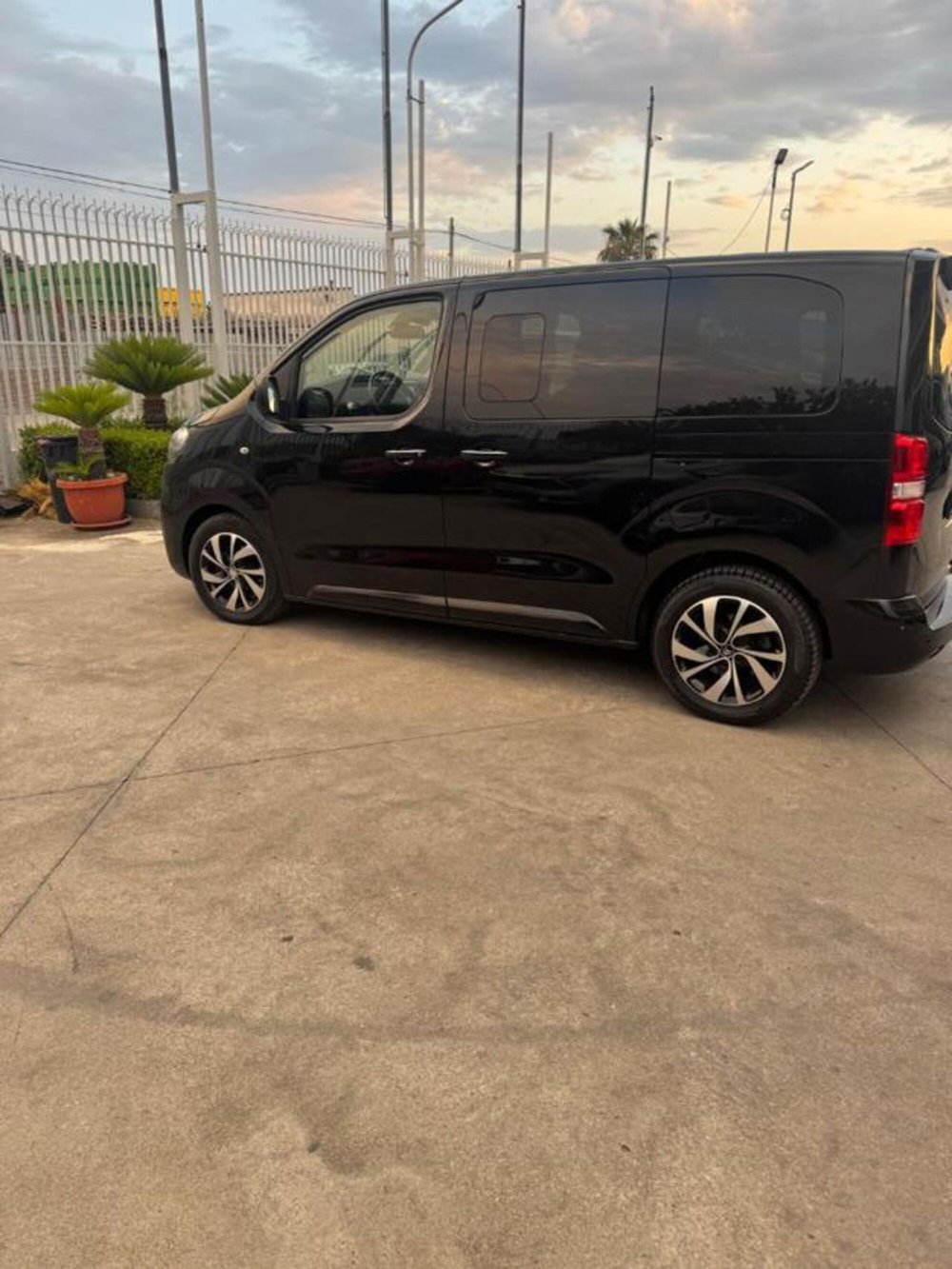 Citroen Spacetourer usata a Caserta (3)