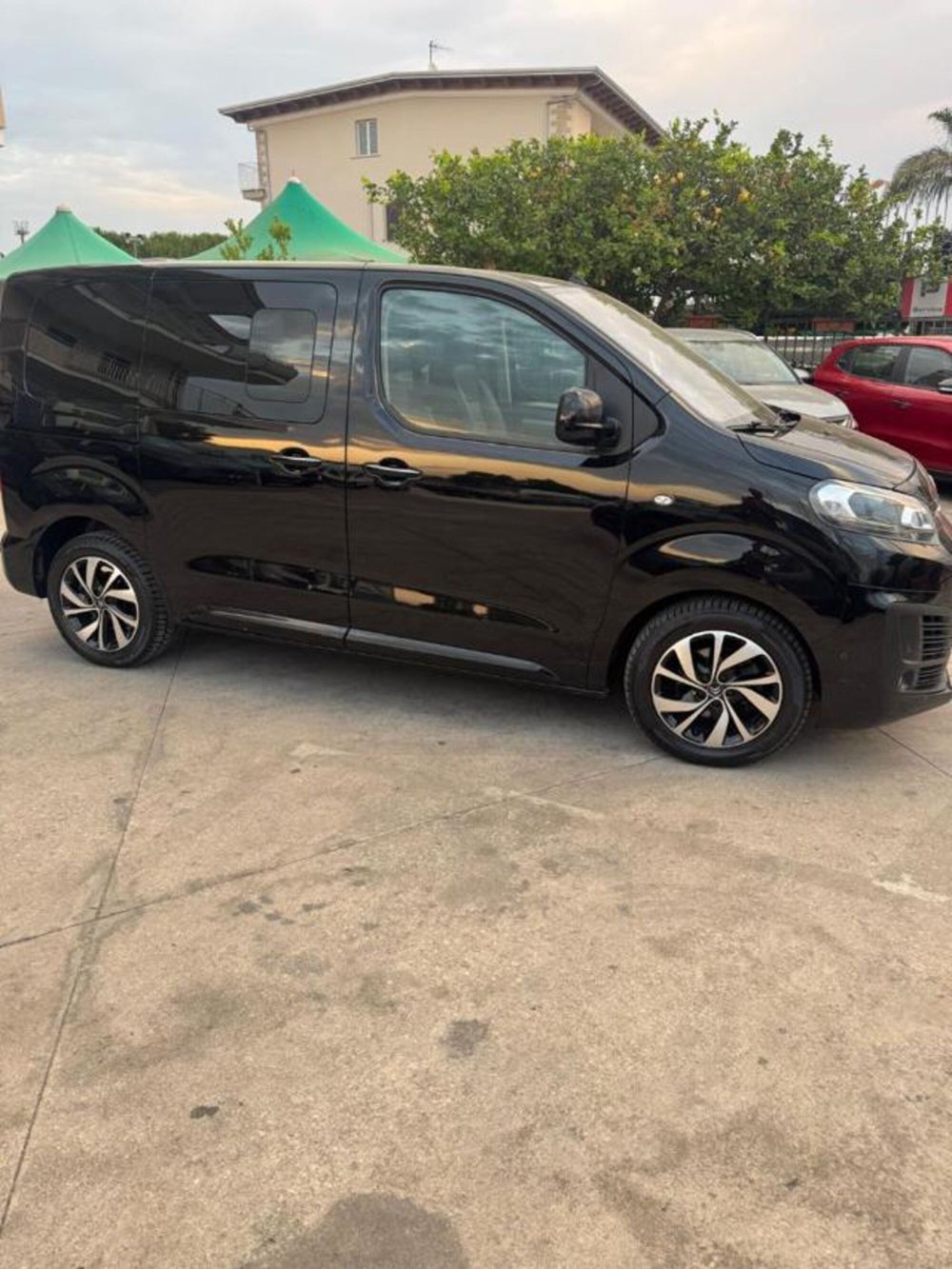Citroen Spacetourer usata a Caserta (7)