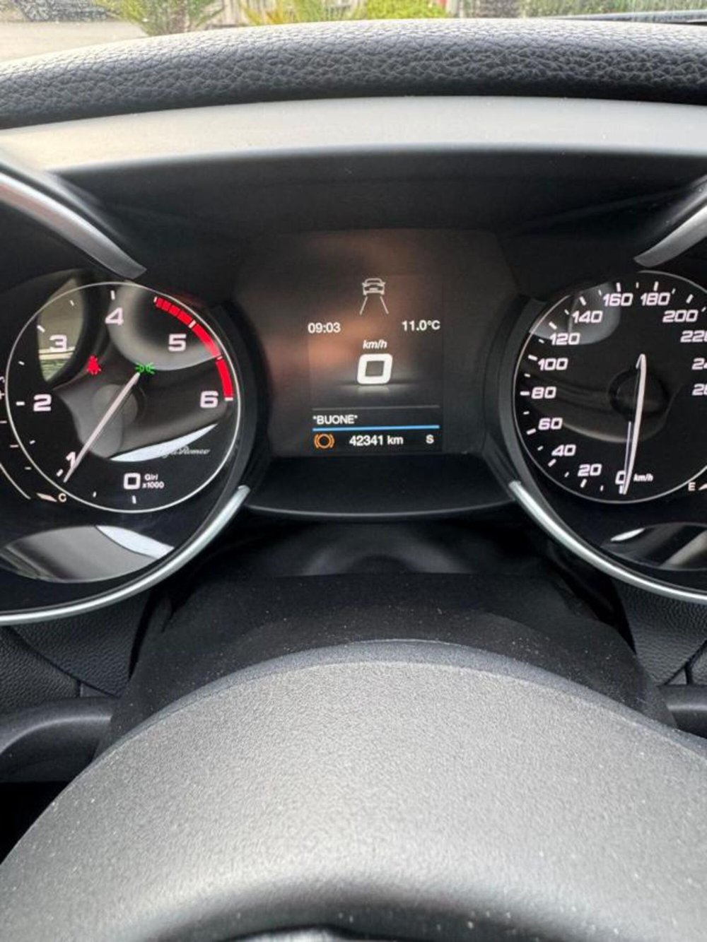 Alfa Romeo Giulia usata a Caserta (11)