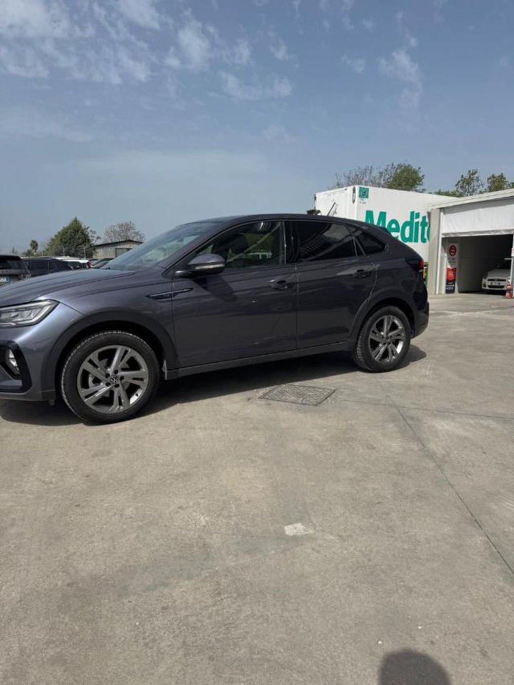 Volkswagen Taigo usata a Caserta (2)