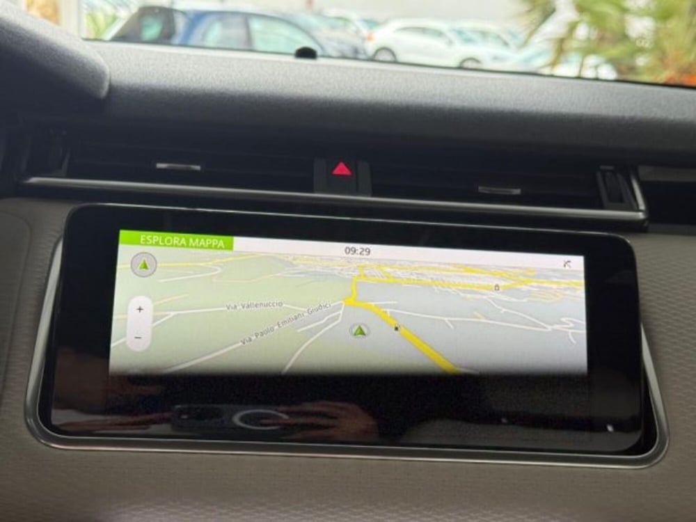 Land Rover Range Rover Velar usata a Trapani (16)