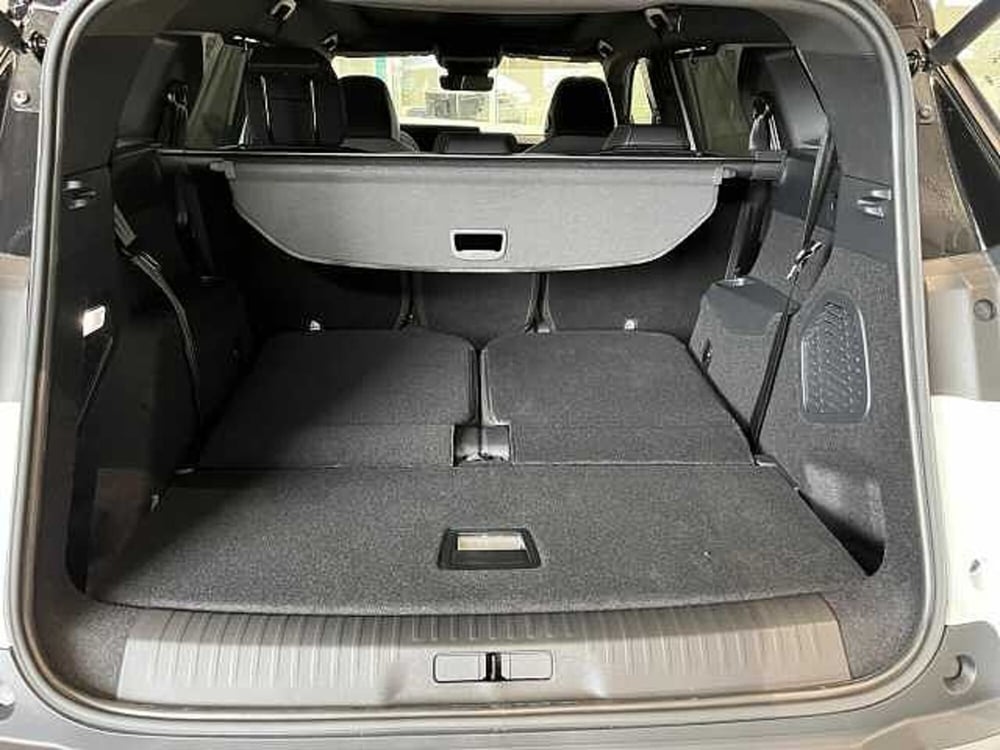 Peugeot 5008 nuova a Venezia (13)