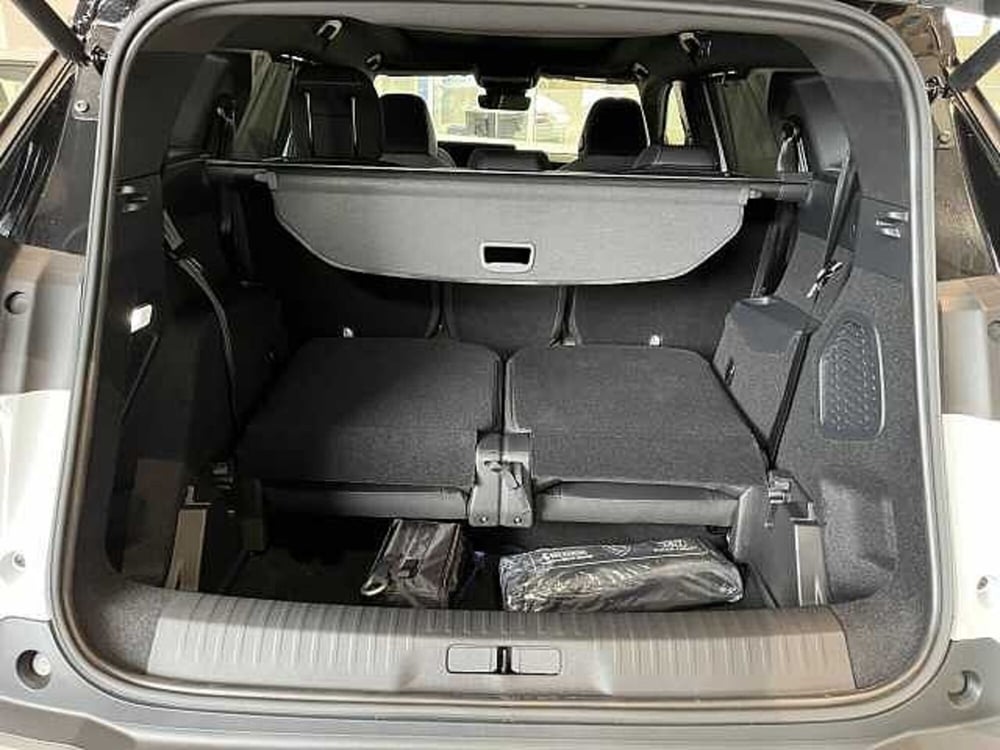 Peugeot 5008 nuova a Venezia (20)