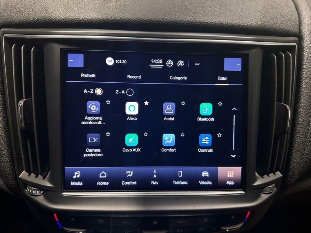 Maserati Levante usata a Varese (11)
