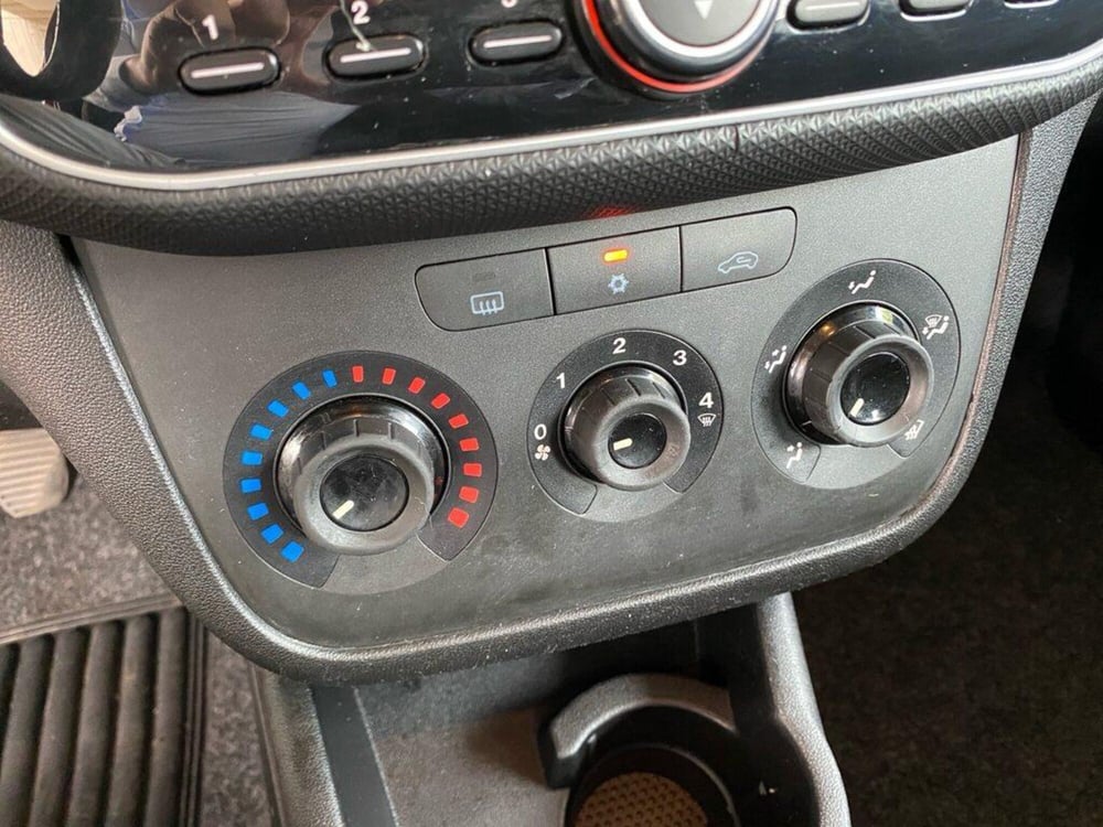 Fiat Punto usata a Torino (10)