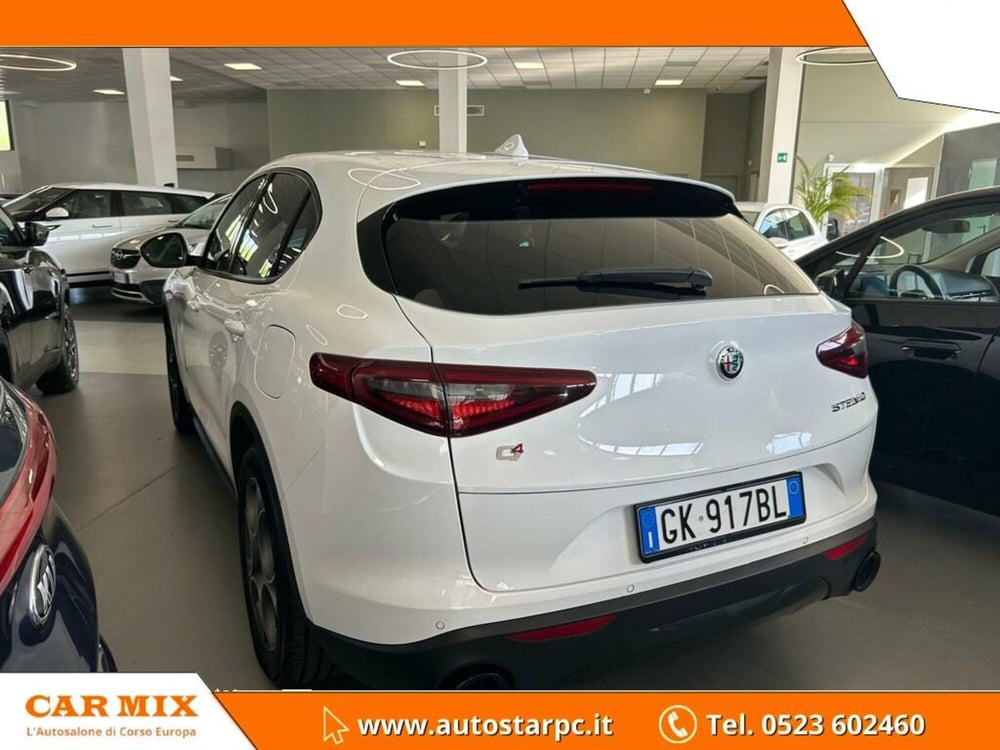 Alfa Romeo Stelvio usata a Piacenza (6)