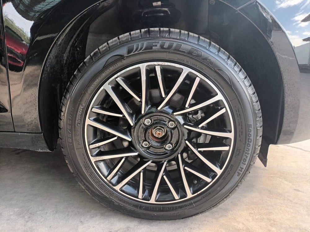 Lancia Ypsilon usata a Bari (4)