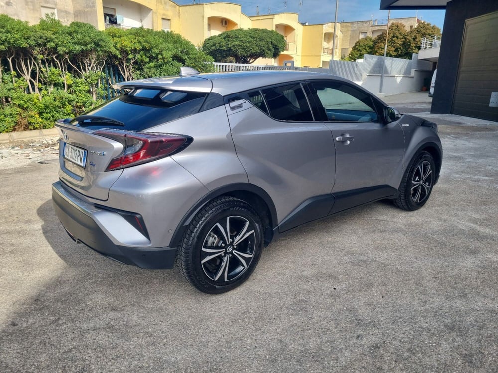 Toyota Toyota C-HR usata a Lecce (6)