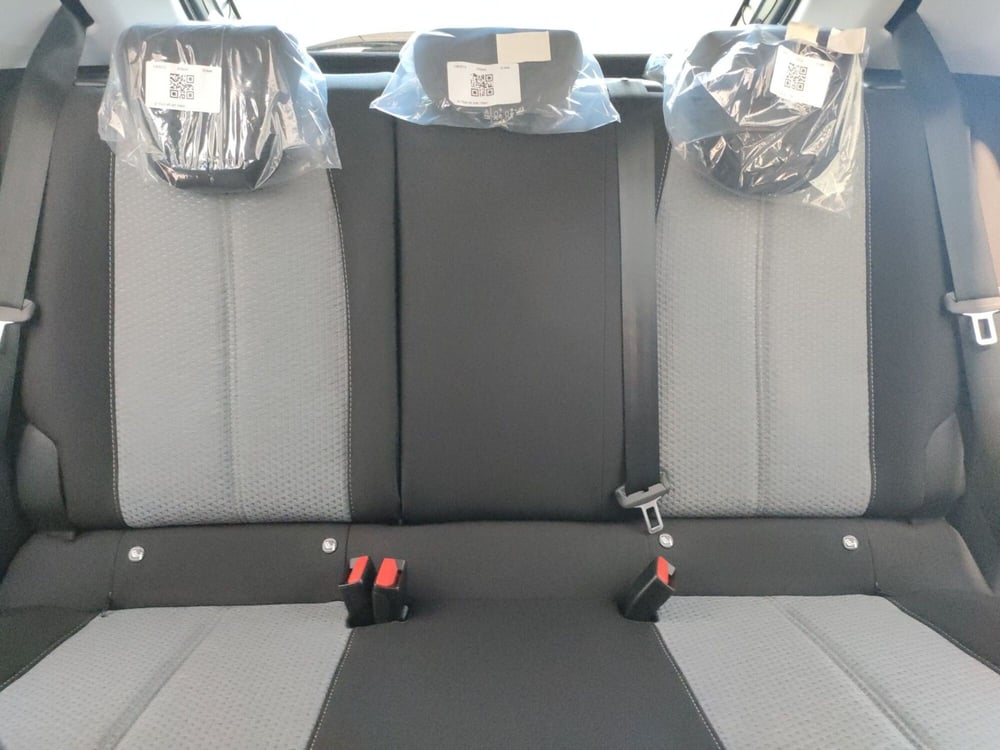 Opel Corsa nuova a L'Aquila (13)
