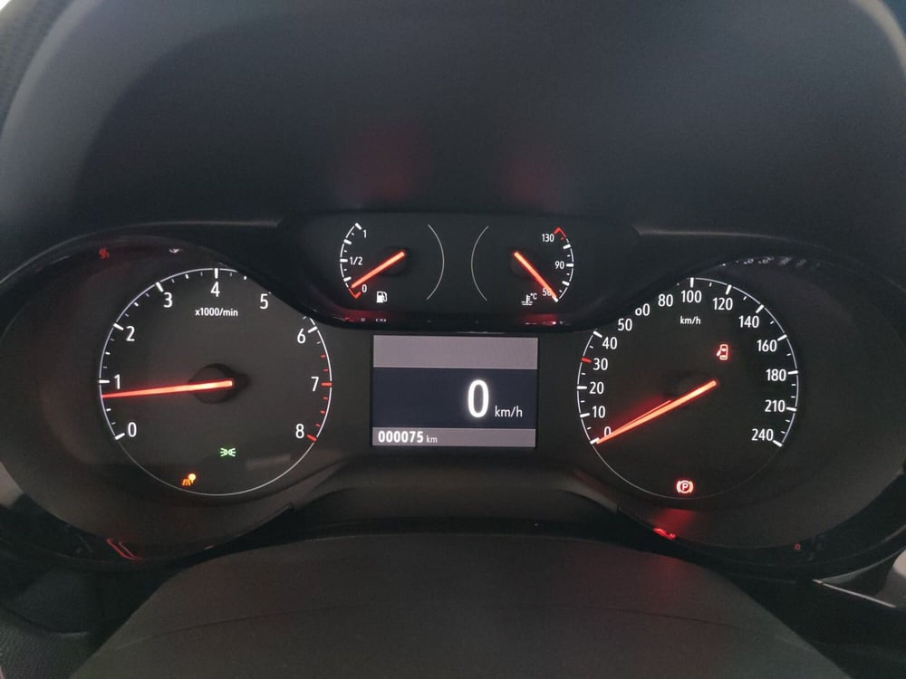 Opel Corsa nuova a L'Aquila (18)