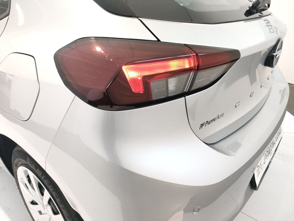 Opel Corsa nuova a L'Aquila (8)
