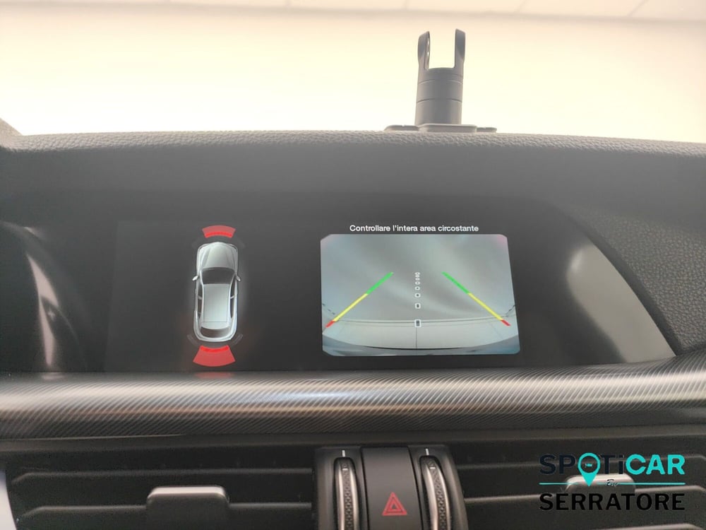 Alfa Romeo Stelvio usata a Como (11)