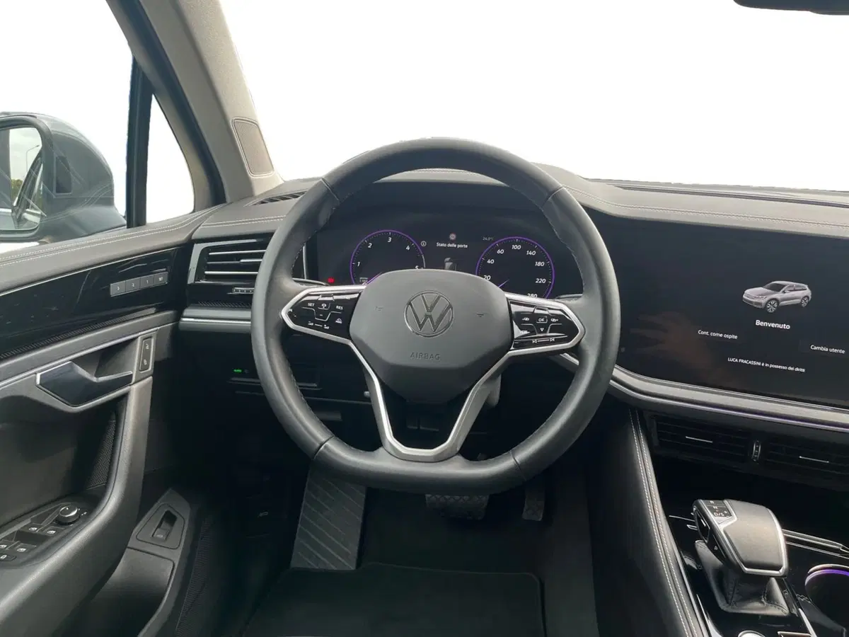 Volkswagen Touareg usata a Modena (12)