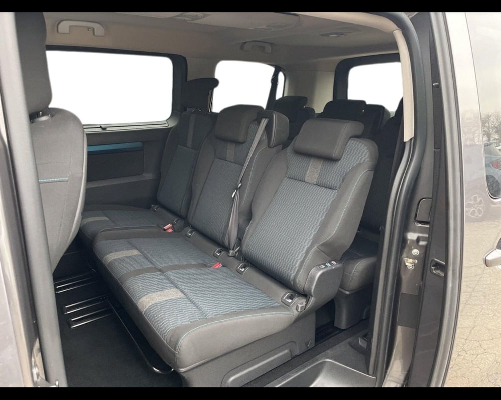 Peugeot e-Traveller usata a Torino (13)