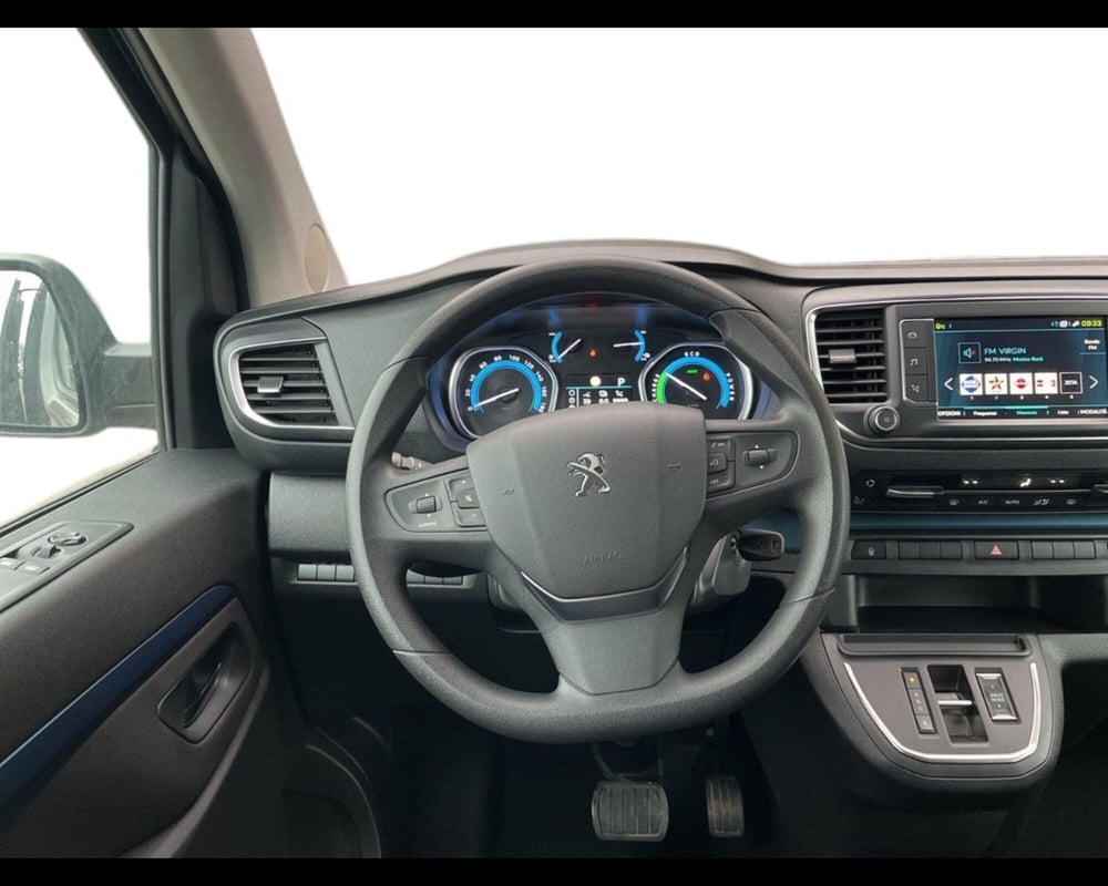 Peugeot e-Traveller usata a Torino (3)