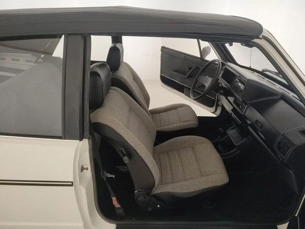 Volkswagen Golf Cabrio usata a Alessandria (10)
