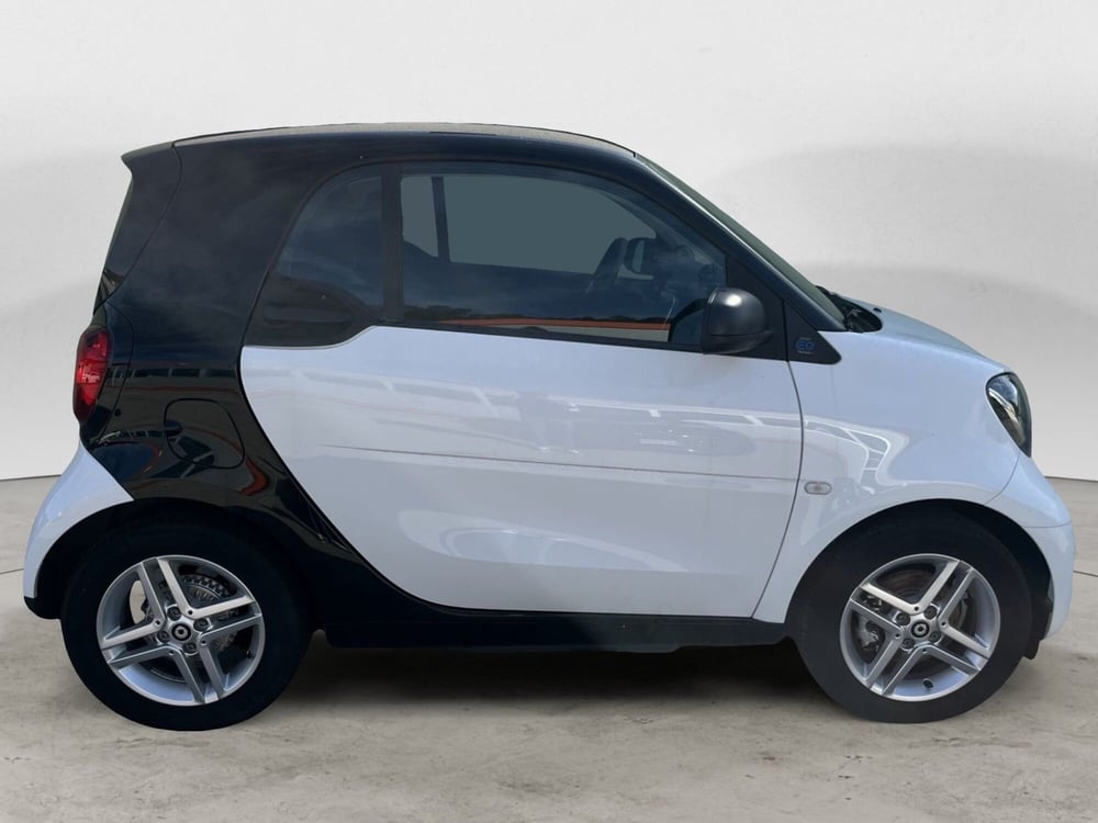 smart Fortwo usata  (5)