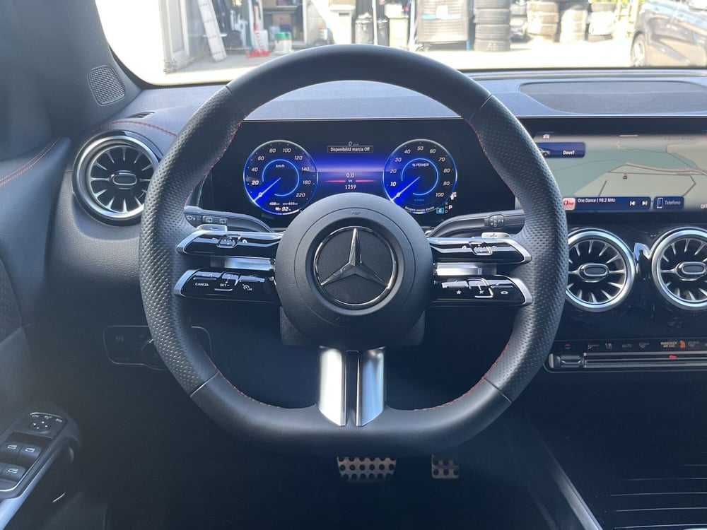Mercedes-Benz EQB usata  (19)