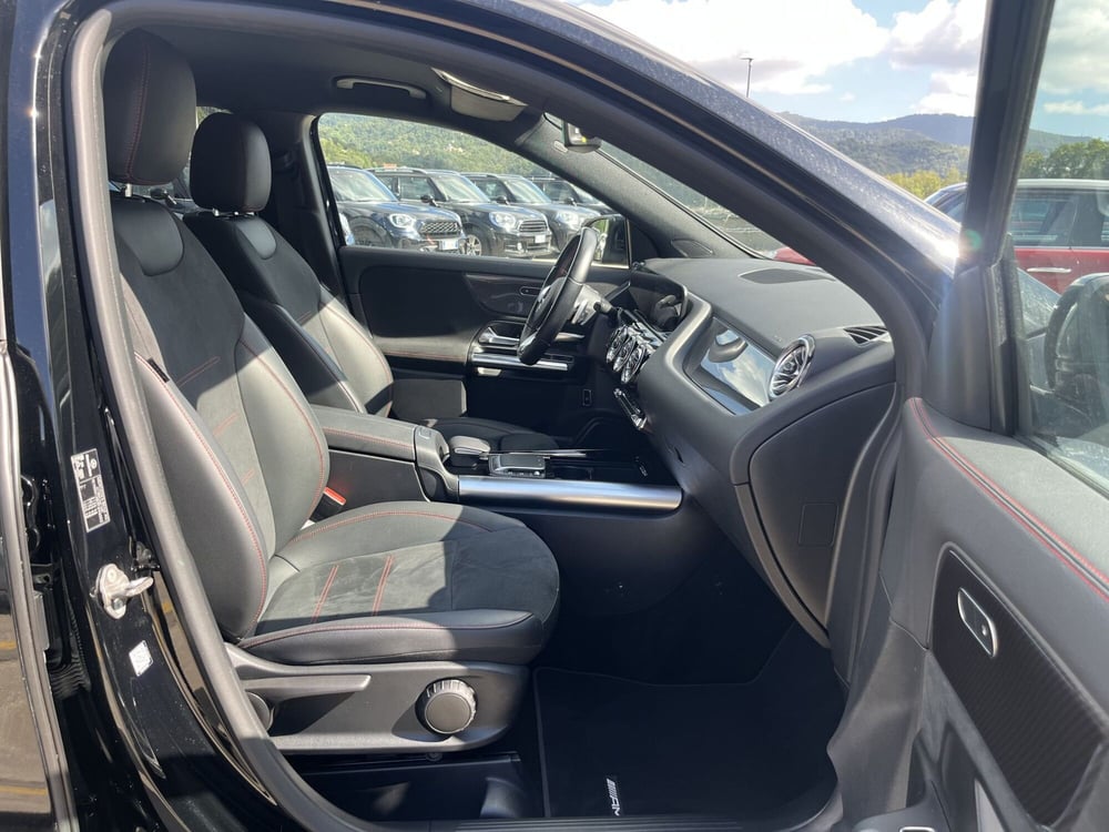 Mercedes-Benz GLA SUV usata  (9)