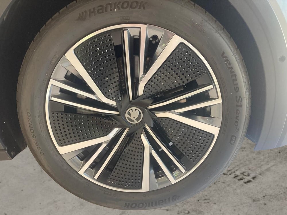 Skoda Elroq usata a Prato (7)