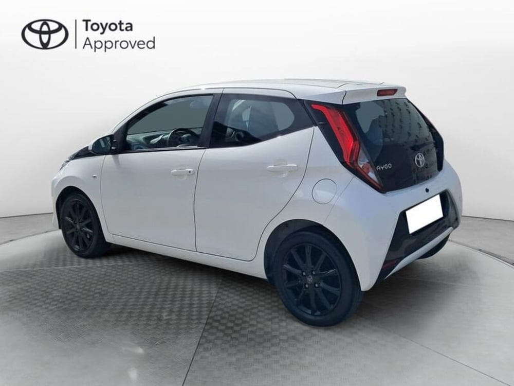 Toyota Aygo usata a Cagliari (6)
