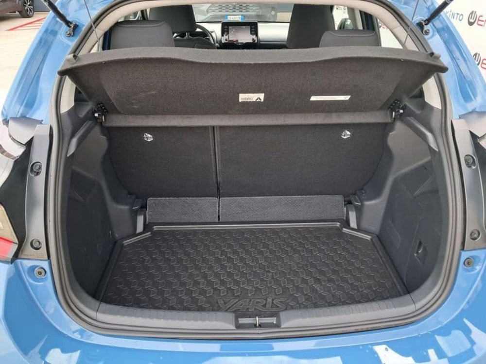 Toyota Yaris Cross usata a Cagliari (9)