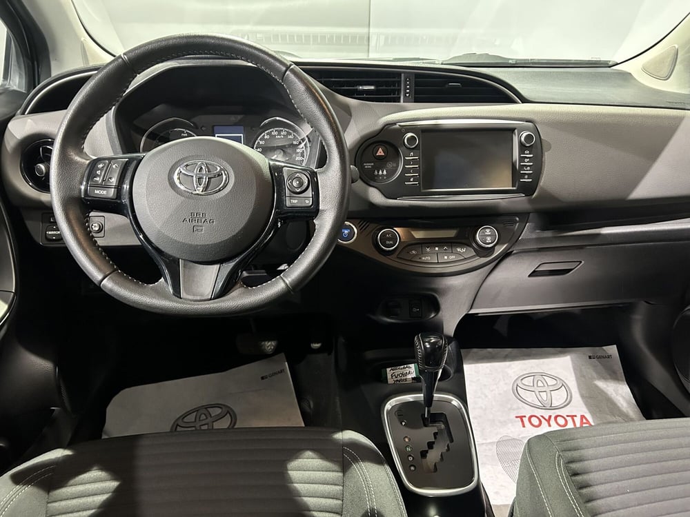 Toyota Yaris usata a Milano (9)