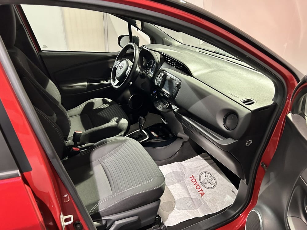Toyota Yaris usata a Milano (6)
