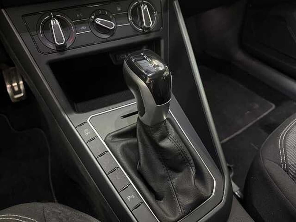 Volkswagen Taigo usata a Napoli (19)
