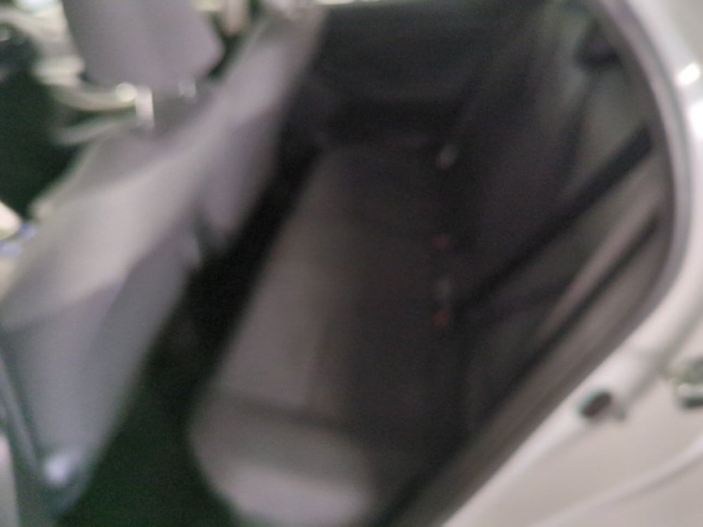 Toyota Yaris usata a Milano (12)