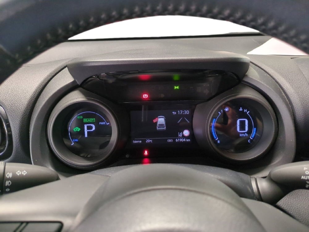 Toyota Yaris usata a Milano (14)