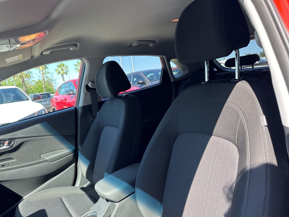 Hyundai Kona usata a Chieti (12)