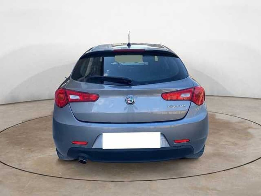 Alfa Romeo Giulietta usata a Siena (4)