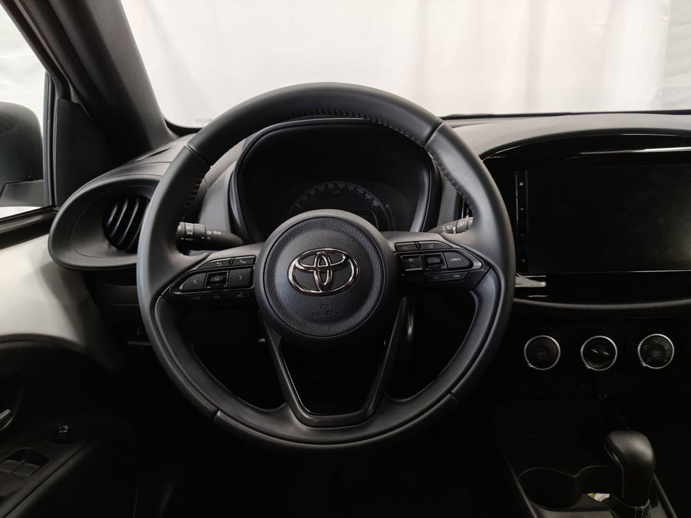 Toyota Aygo X usata a Roma (10)