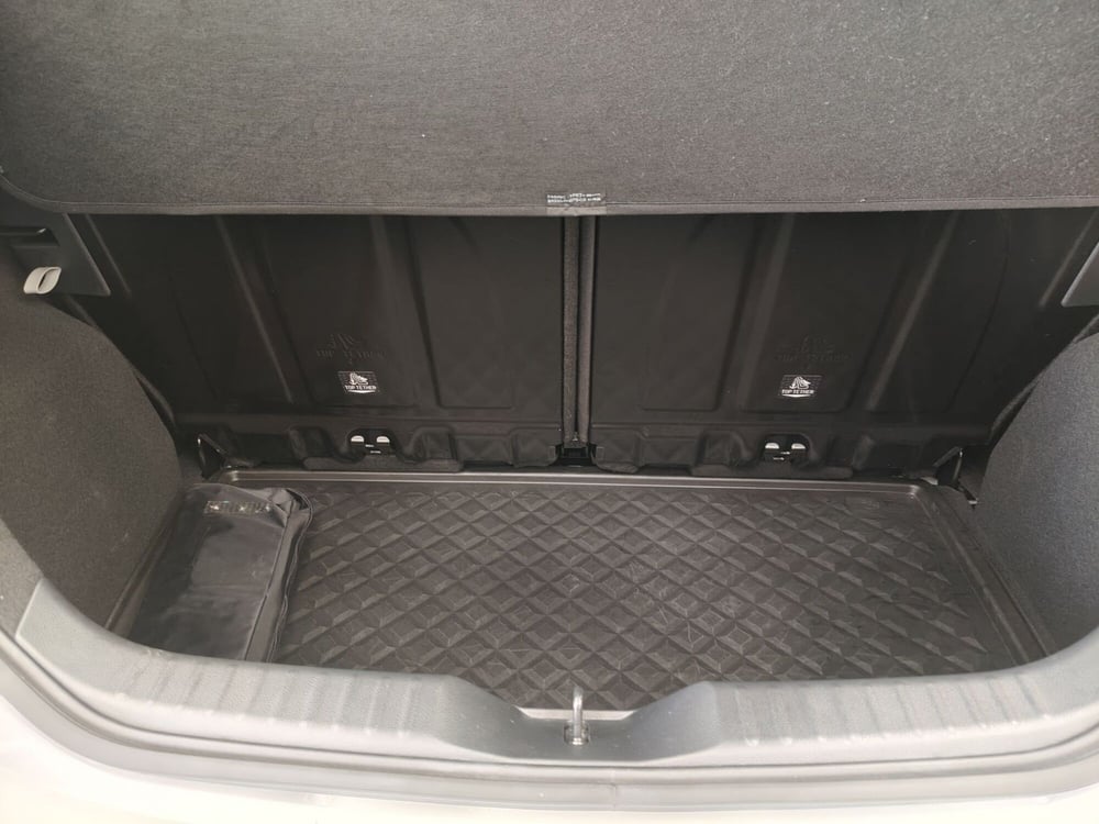 Toyota Aygo X usata a Roma (12)