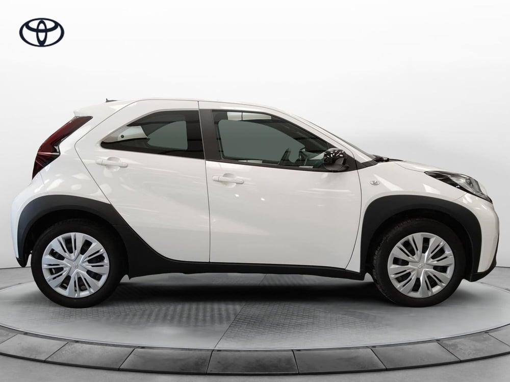 Toyota Aygo X usata a Roma (16)