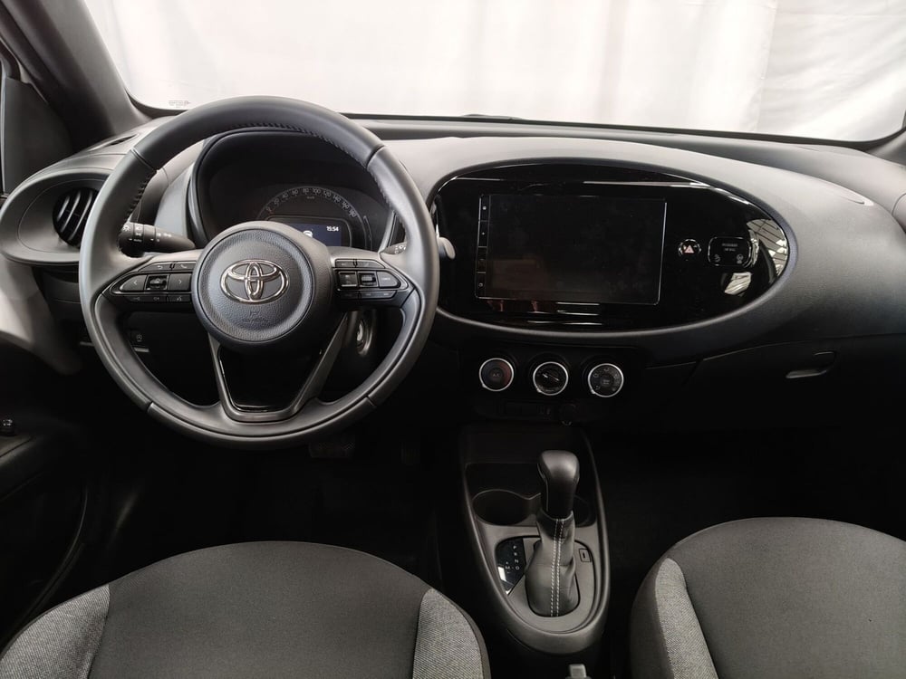 Toyota Aygo X usata a Roma (9)