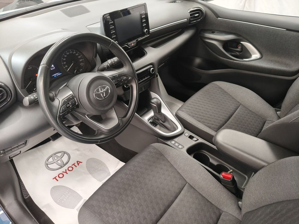 Toyota Yaris usata a Roma (12)