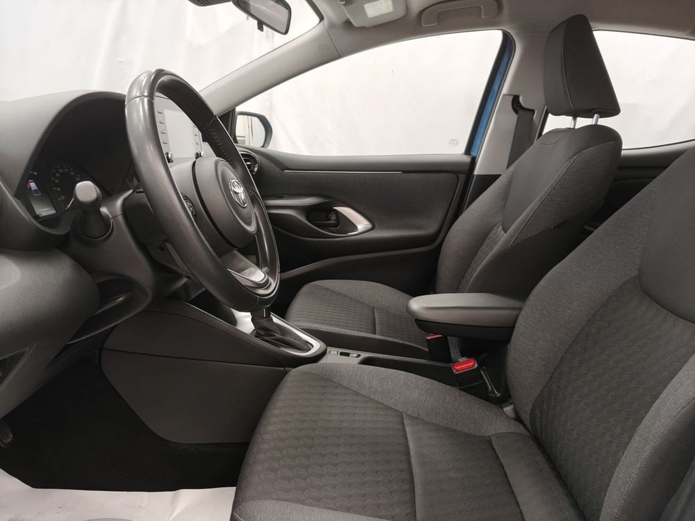 Toyota Yaris usata a Roma (14)