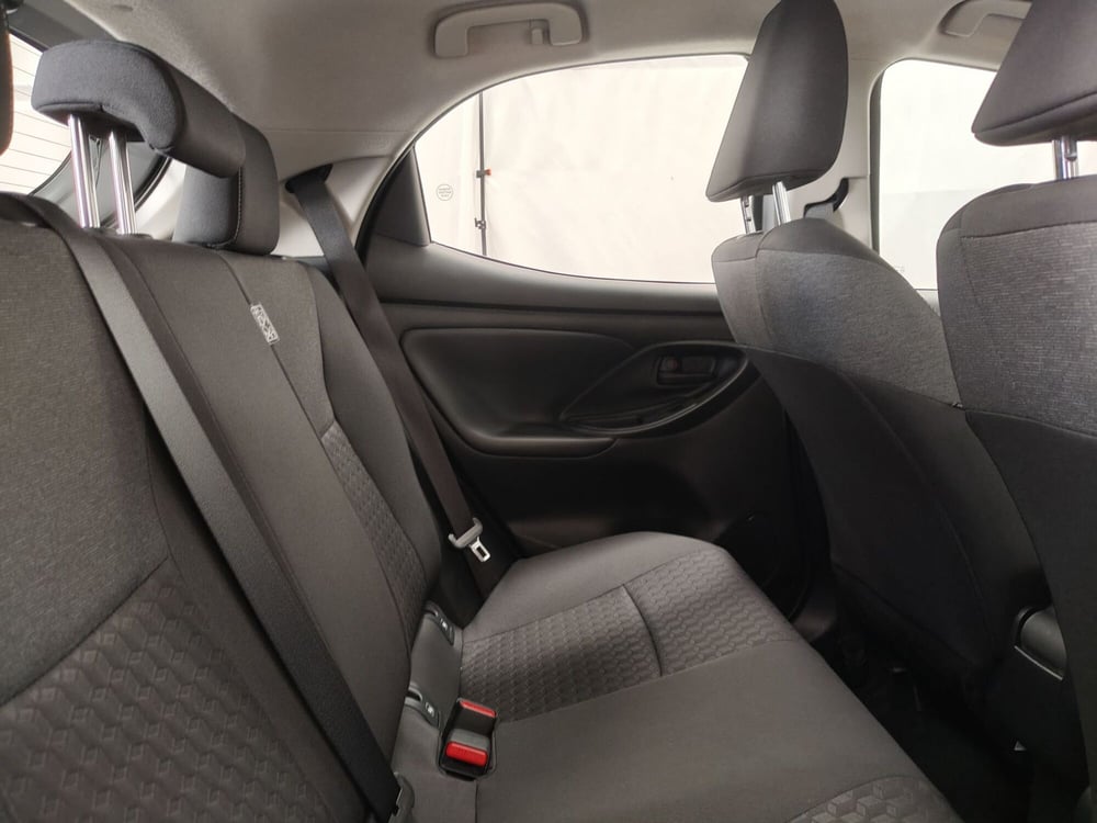 Toyota Yaris usata a Roma (8)