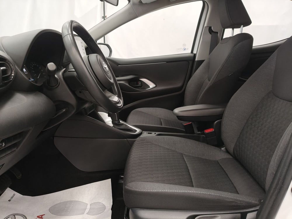 Toyota Yaris usata a Roma (14)
