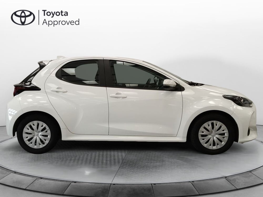 Toyota Yaris usata a Roma (17)
