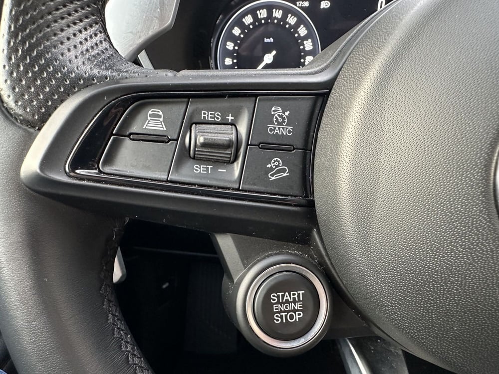 Alfa Romeo Stelvio usata a Reggio Emilia (10)