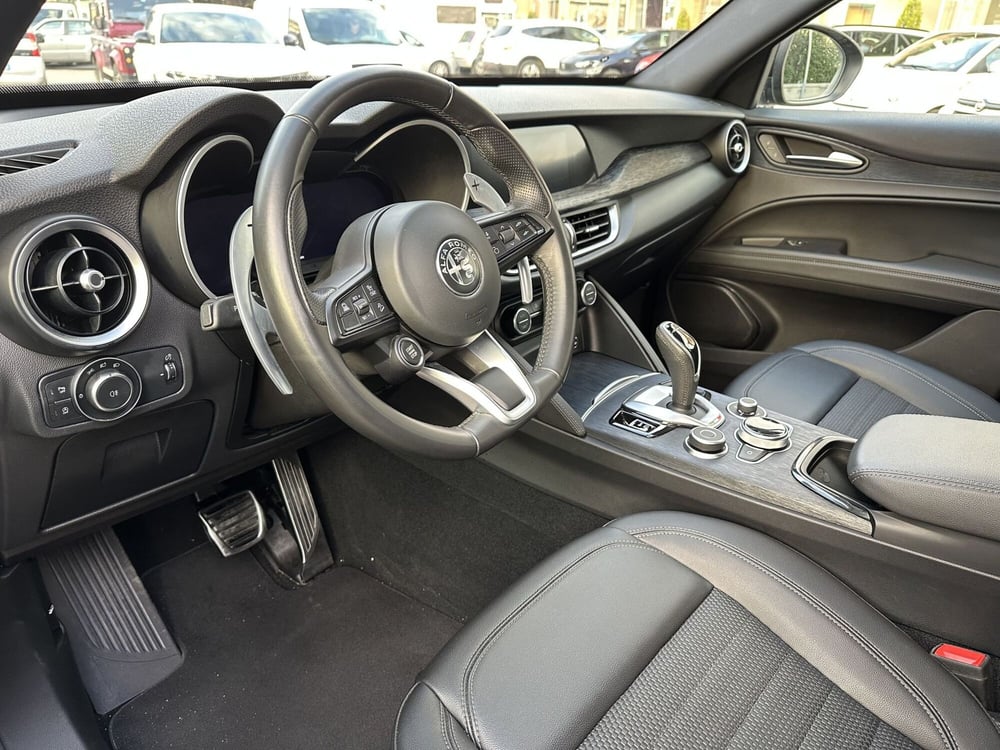 Alfa Romeo Stelvio usata a Reggio Emilia (7)