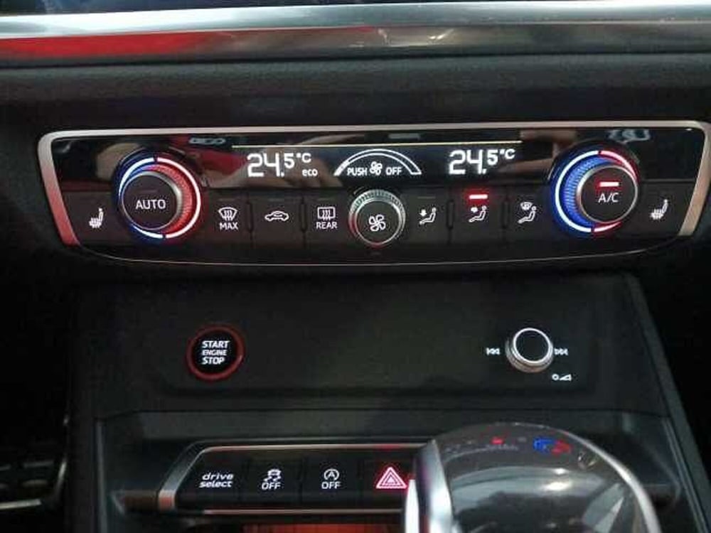 Audi RS Q3 Sportback usata a Lucca (14)