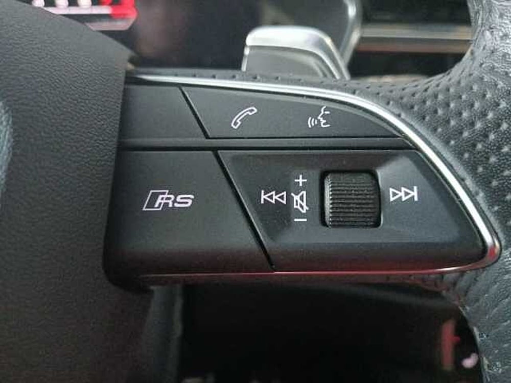 Audi RS Q3 Sportback usata a Lucca (15)