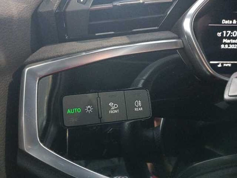 Audi RS Q3 Sportback usata a Lucca (19)