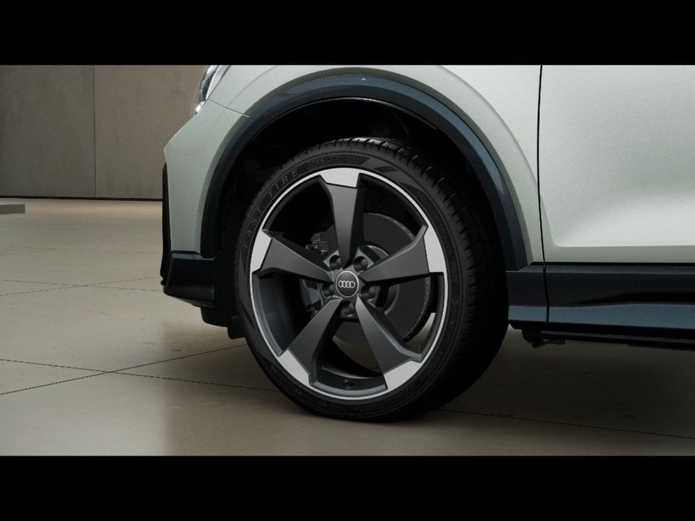 Audi Q2 nuova a Livorno (6)