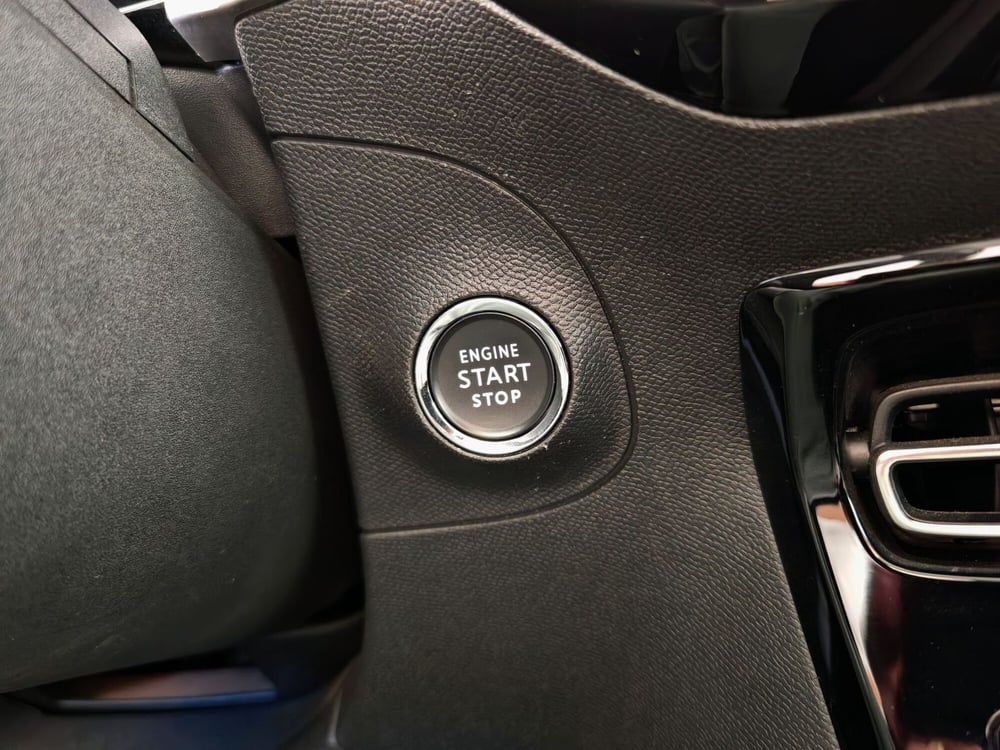 Opel Mokka usata a Palermo (15)