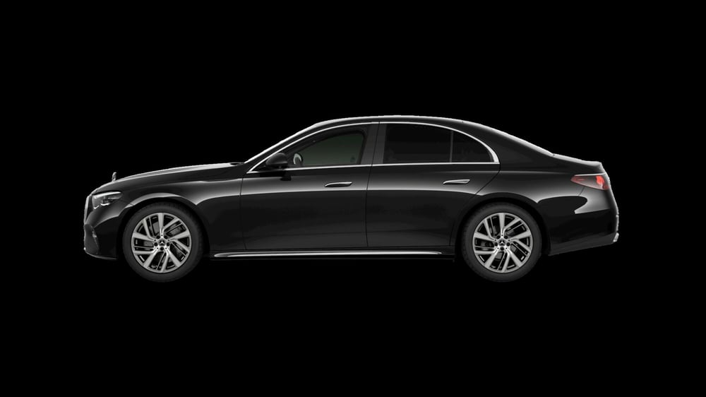 Mercedes-Benz Classe E nuova a Milano (2)